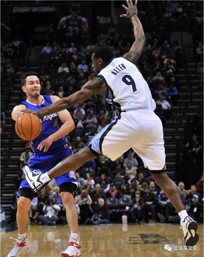 Rookie在雄鹿比赛中比分优势明显，高光表现引发热议！的简单介绍