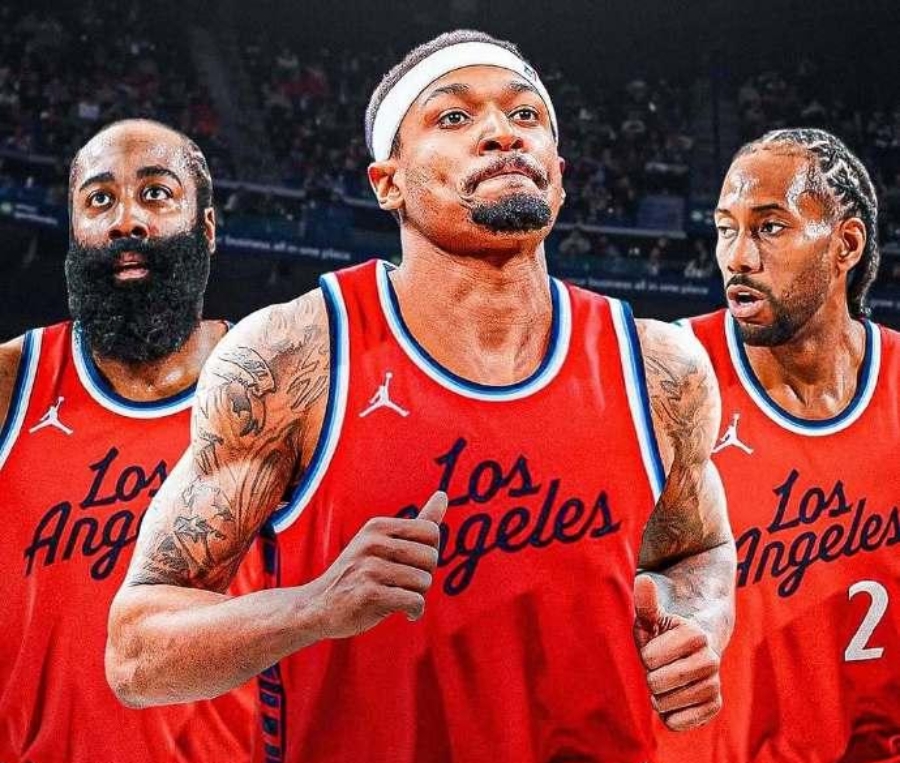 包含Scout巅峰对决，詹姆斯与60激战老鹰分钟，爆冷胜负难料！的词条